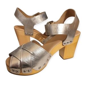 $375 MARC by Marc Jacobs silver metallic  leather platform heel sandals shoes